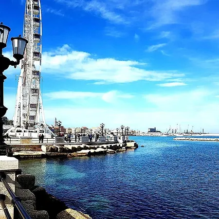 Sea And City View Studio Flat バーリ